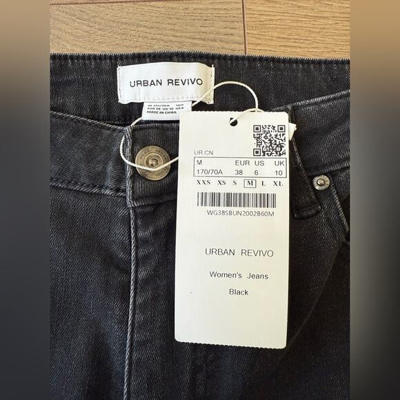 NWT ASOS Urban Revivo Split Hem Stretch Black Jean Size 6 - Picture 5 of 10